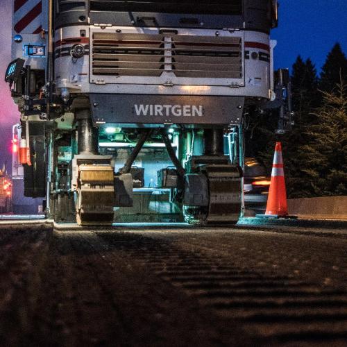  All Roads Successfully Performs Variable Depth Milling of a Highway with 2 Milling Machines in Echelon 